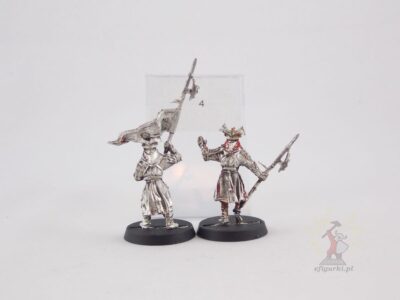 Easterlings command banner captain