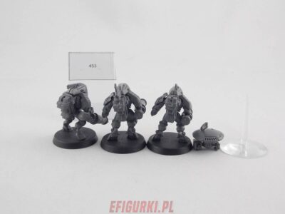 Tau XV25 Stealth Battlesuits