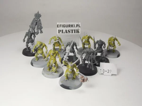 Plaguebearers of Nurgle. 10-39