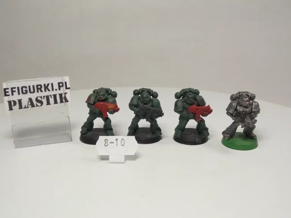 Space Marines Combat Squad. x 4 8-10