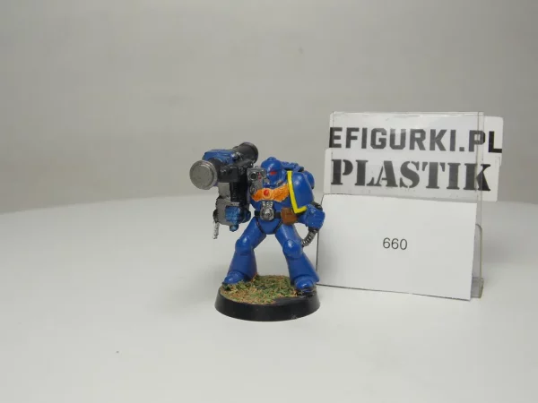 Space Marines wyrzutnia rakiet. 660