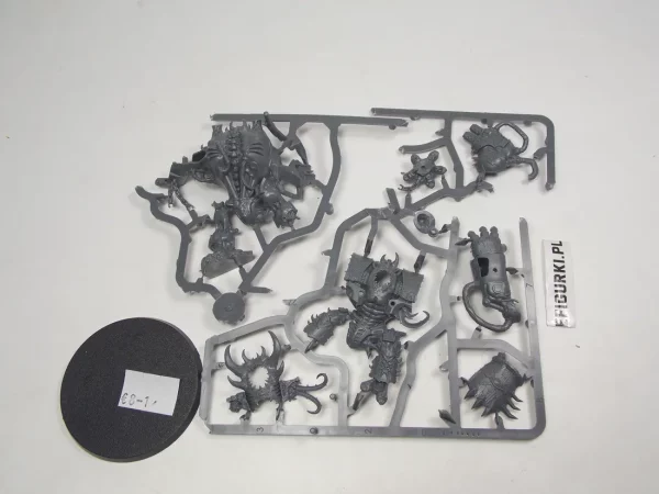 Hellbrute Chaos Dark Vegenace. $8-14