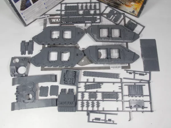 Land Raider niekompletny Bitsy. 32-62