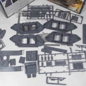 Land Raider niekompletny Bitsy. 32-62
