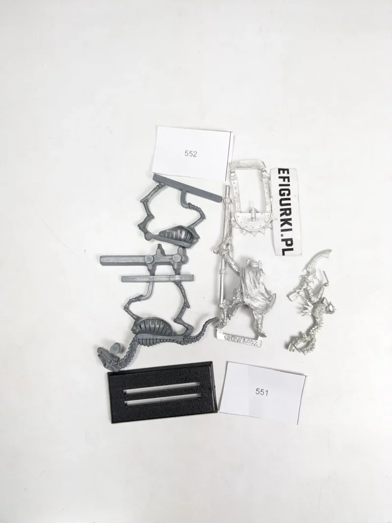 Tomb Kings Khmeri Sztandarowy. Metal 552