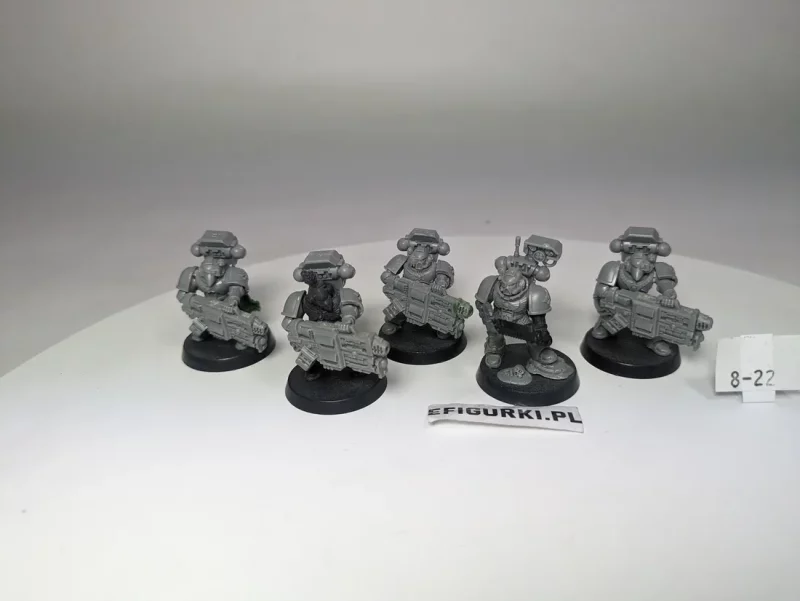 Space Marines Devastator Squad. 8-22