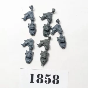 Głowy Orki Orc . Bitsy 1858