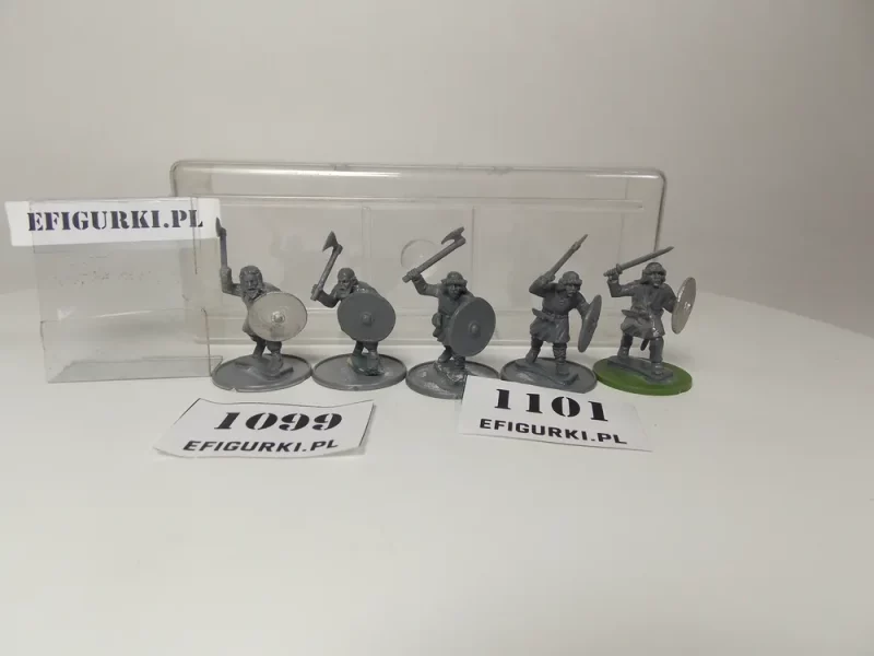 Dark Age Warriors 1099-.1 Topory 10 szt SAGA