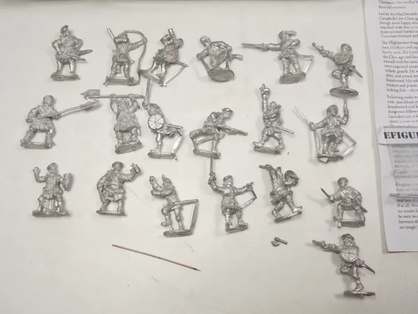 Highland Clasmen Pike Shotte Warlord games. 30-112