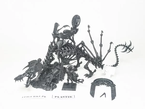 Tomb King/Liche Priest on Necrolith Bone Dragon. 3-5X
