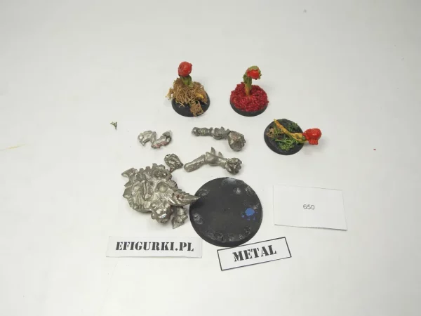 Biovore Metal tyranids. 650