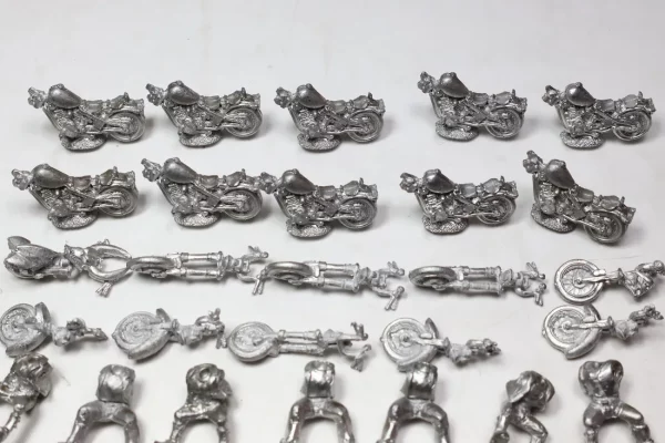Human Biker Gang West Wind MIniatures. Metal 3590