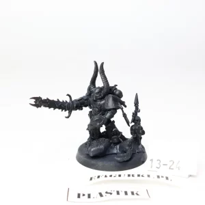 Chaos Space Marines Captain. 13-24