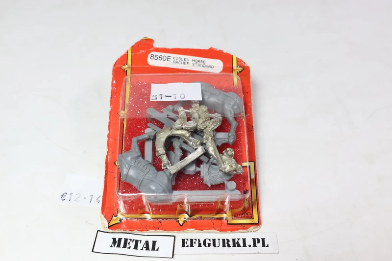 Kislev Horse archers standard. Metal 12-14