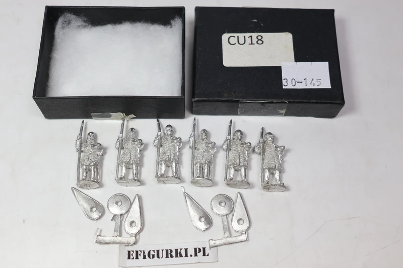 CU18 Mailed Spearmen standing. 30-145