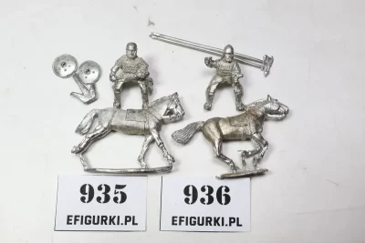 Saljuq Heavy Cavalry MA5 Perry Miniatures. 935-6