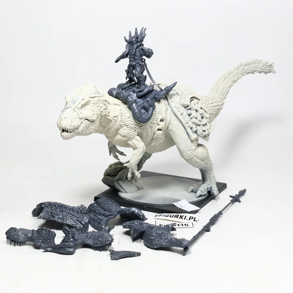 W’adrhŭn: Apex Predator. U4 17-8