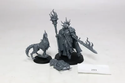 Lord Veritant and Gryph Crow. Plastik 293