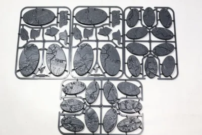 Shattered Dominion 600 90 mm oval bases. Plastik 30-184 U7