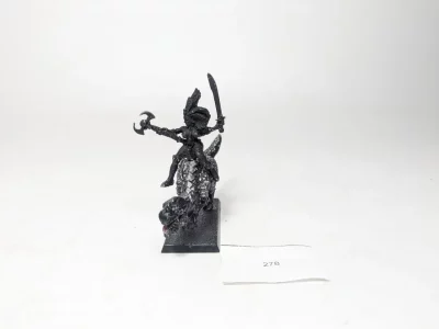 Dark Elf Sorceress Mounted on Cold One. Metal Plastik U7'