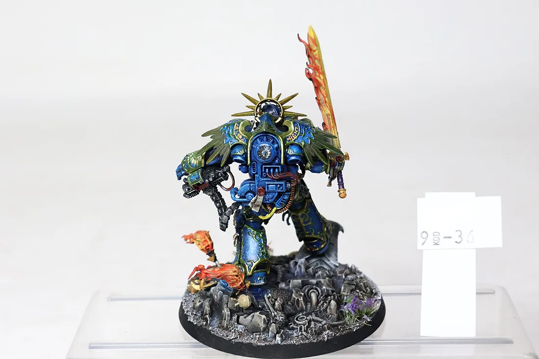 Roboute Guilliman. Plastik U10 9-36
