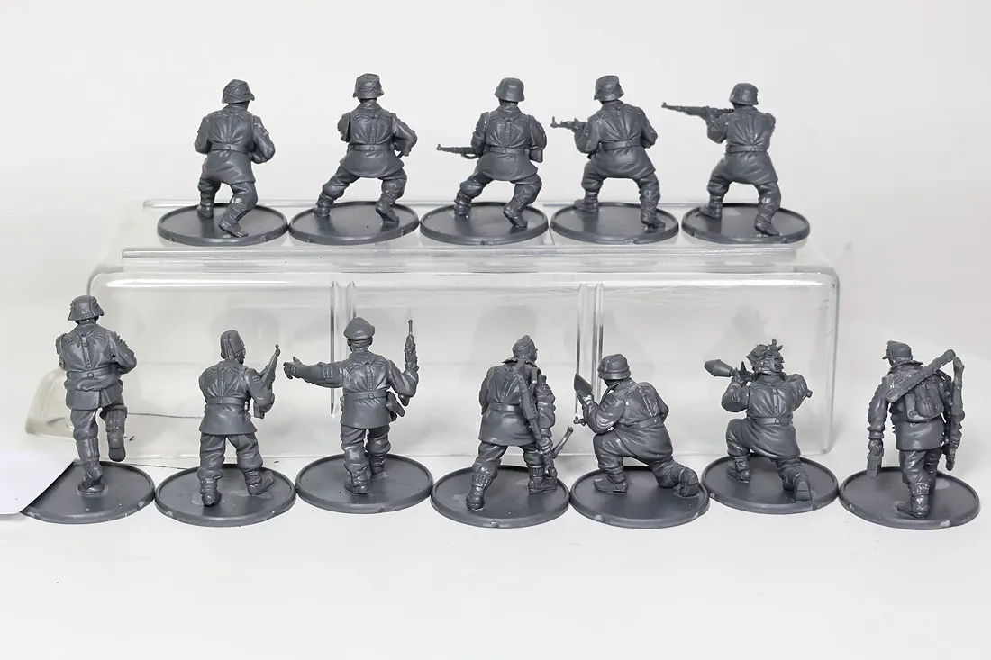 Waffen-SS Grenadiers Squad. Bolt U14 145