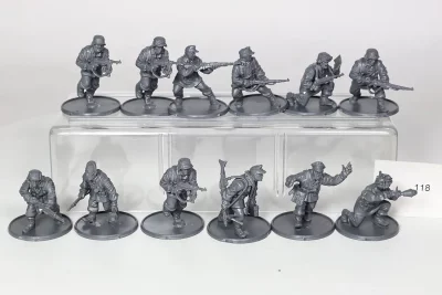Waffen-SS Grenadiers Squad. Plastik Bolt U14 118