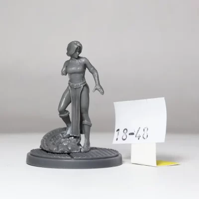 Mystique Marvel Crisis Protocol. 18-48 U18 Plastik