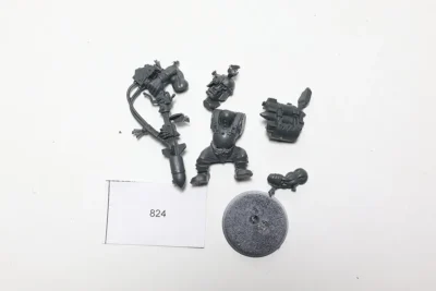 Orc Wyrzutnia rakeit. 824