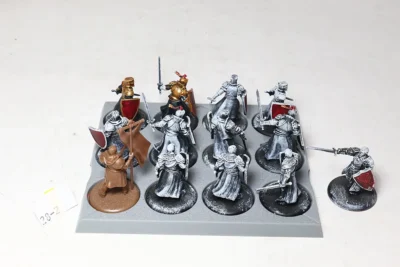 Neutral: Golden Company Swordsmen. Plastik 28-2
