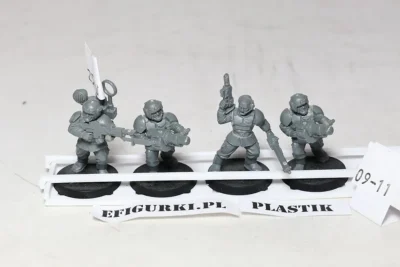 Cadian Squad. Plastik 9-11 U38