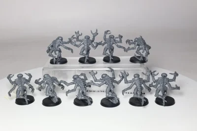 Genestealers plastik. 14-61