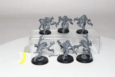 Genestealers plastik. 11-84