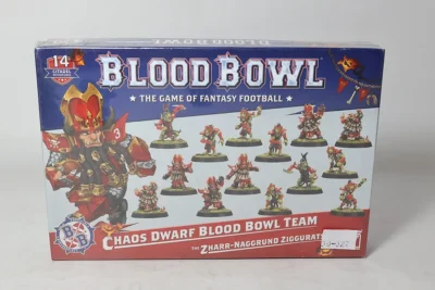 Blood Bowl 30-322 Chaos Dwarf. Plastik